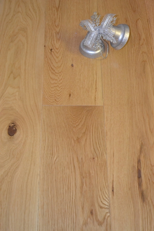 Elka Enhanced Oak Engineered Flooring, Brushed, Lacquered, RLx150x18mm Image 2