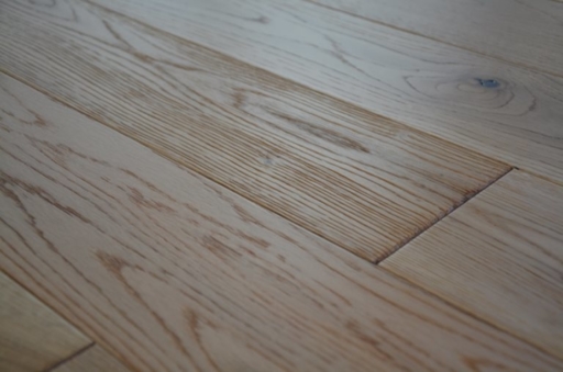 Tradition Engineered Oak Flooring, Rustic, Brushed, Lacquered, 125x14xRL mm Image 3