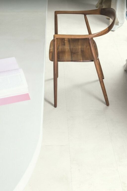 QuickStep Muse, Chalk Laminate Flooring, 8mm Image 3