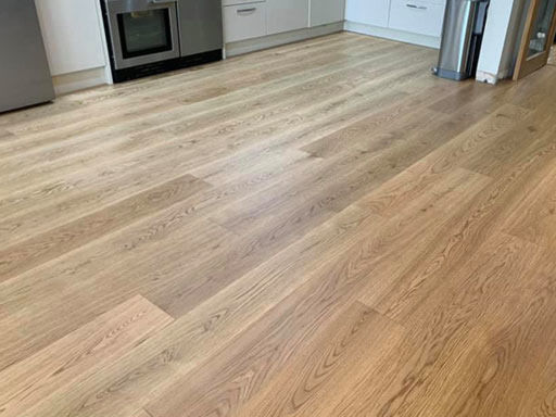 Tradition Classics Oak Engineered Flooring, Prime, Brushed&Matt Lacquered, 190x14x1900mm Image 2