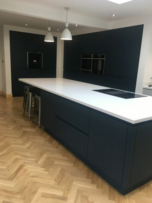 Tradition Classics Solid Oak Parquet Flooring Blocks, Tumbled, Unfinished, Rustic, 70x22x280mm Image 3