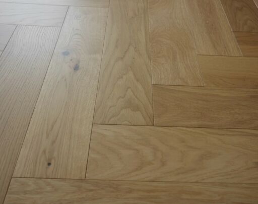 Tradition Engineered Oak Parquet Flooring, Herringbone, Brushed & Matt Lacquered, 125x14x600mm Image 4