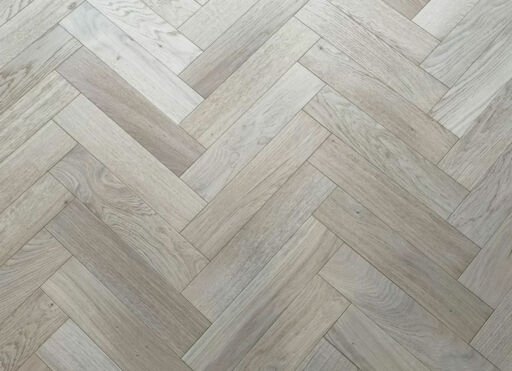 Tradition Engineered Oak Parquet Flooring, Natural, Invisible Oiled, 90x18x400mm Image 3