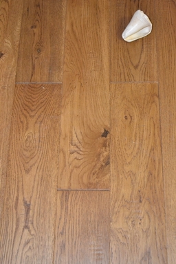 Elka Golden Oak Solid Wood Flooring, Distressed, Lacquered, 130x18xRL mm