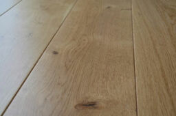 Tradition Engineered Oak Flooring Rustic, Lacquered, 190x20x1900mm