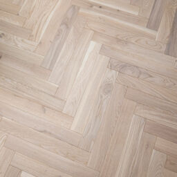 V4 Tundra Herringbone, Seashell Engineered Oak Flooring, Rustic, Brushed & UV Oiled, 70x11x490mm