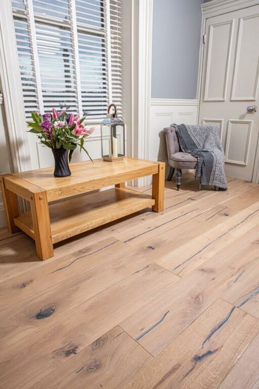 Evolve American Engineered Oak Flooring, Natural, Distressed, Smoked White Oiled, 220x15x1900 mm