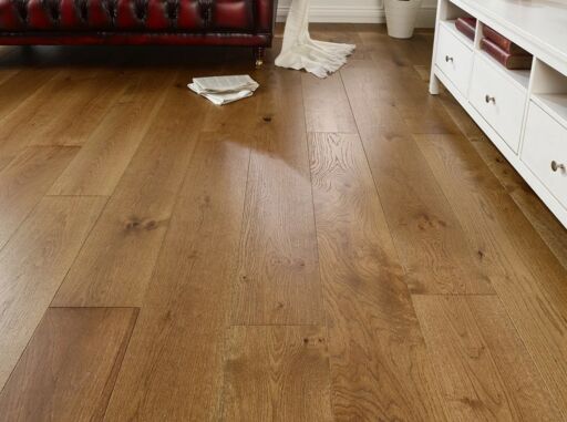 Evolve Wandsworth, Engineered Oak Flooring, Cognac, Brushed & Lacquered, 220x15x1900 mm.