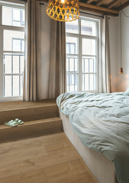 QuickStep Alpha Bloom, Elegant Oak Fumed Vinyl Flooring, 209x6x1494mm