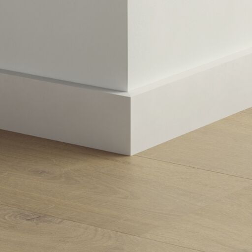 QuickStep Paintable waterproof skirting (Medium)