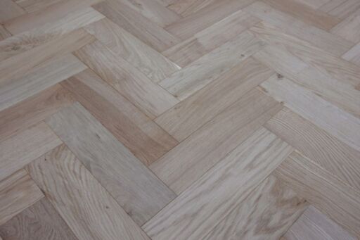 Tradition Life Aurora Herringbone Engineered Oak Flooring, Brushed, Lacquered, 90x10x350mm