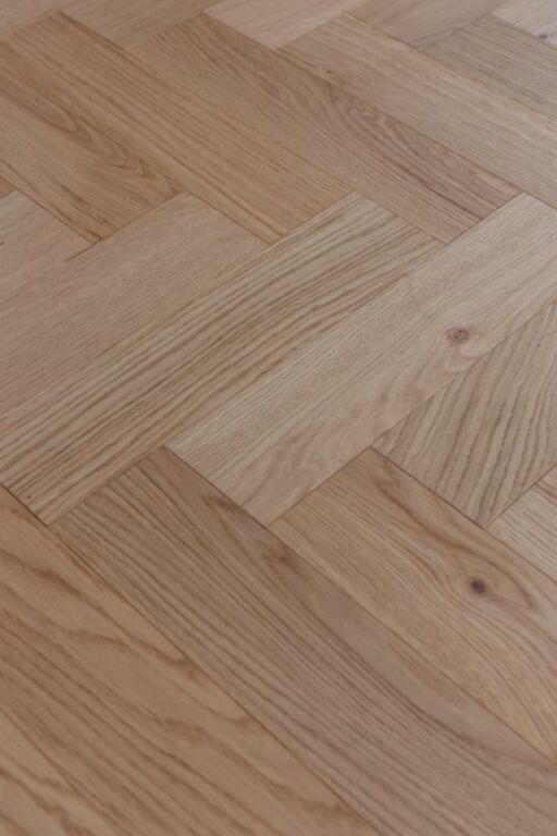 Tradition Life Honey Herringbone Engineered Oak Flooring, Brushed, Lacquered, 90x14x360mm