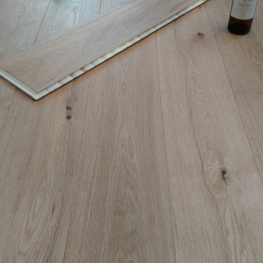 Tradition Oak Engineered Flooring, Rustic, Brushed, Matt Lacquered, 190x15X1860 mm